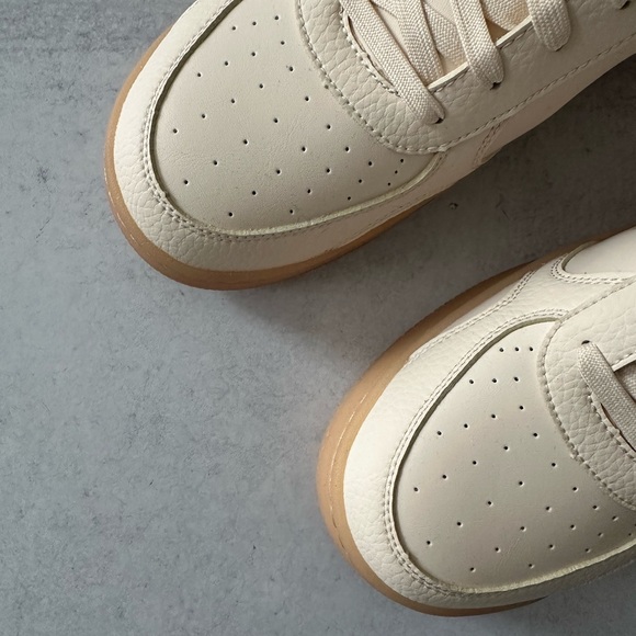 Alo Recovery Mode Sneakers - Picture 3 of 10